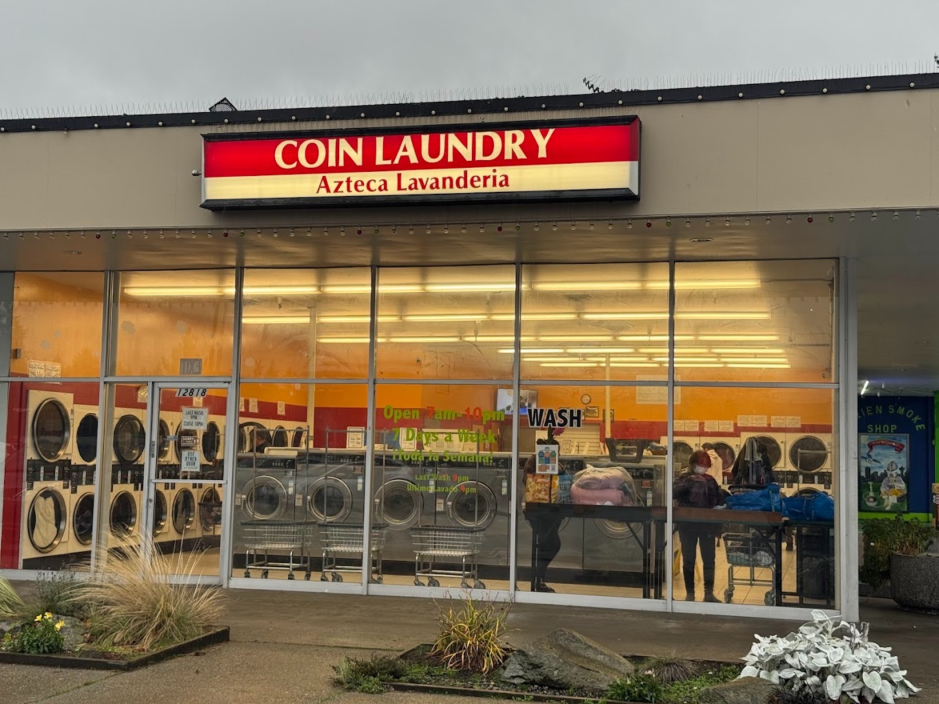 Super Clean Laundromat work photo