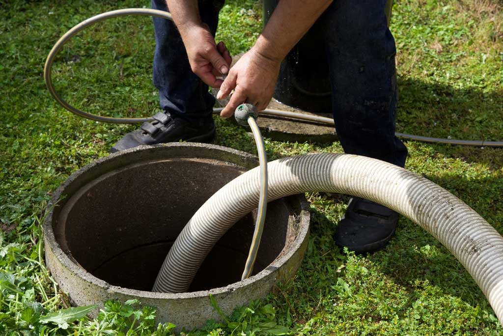 Bonds & Sons Septic Tank Pumping and Septic System Repair cover photo