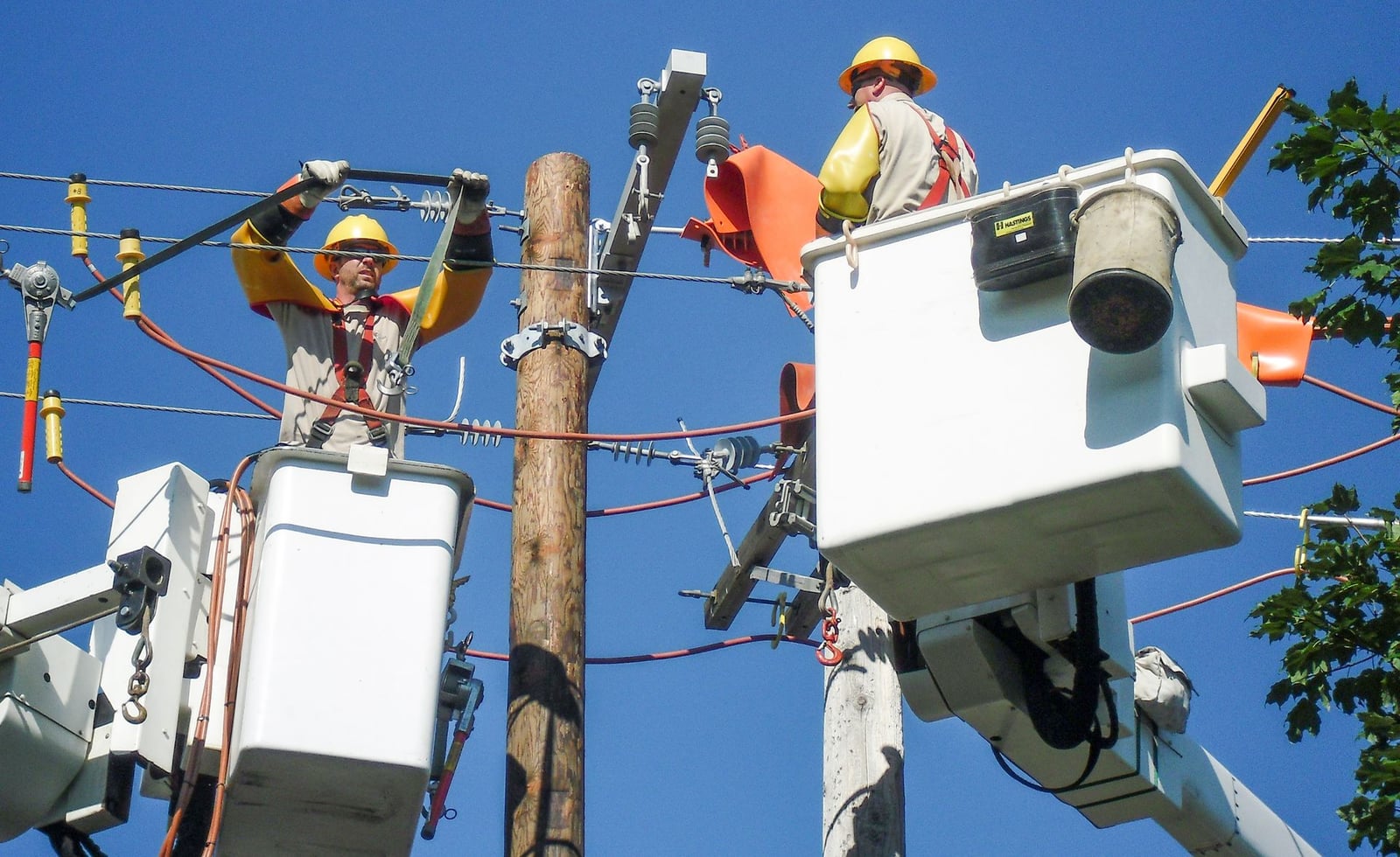 BREC ELECTRIC COMPANY cover photo