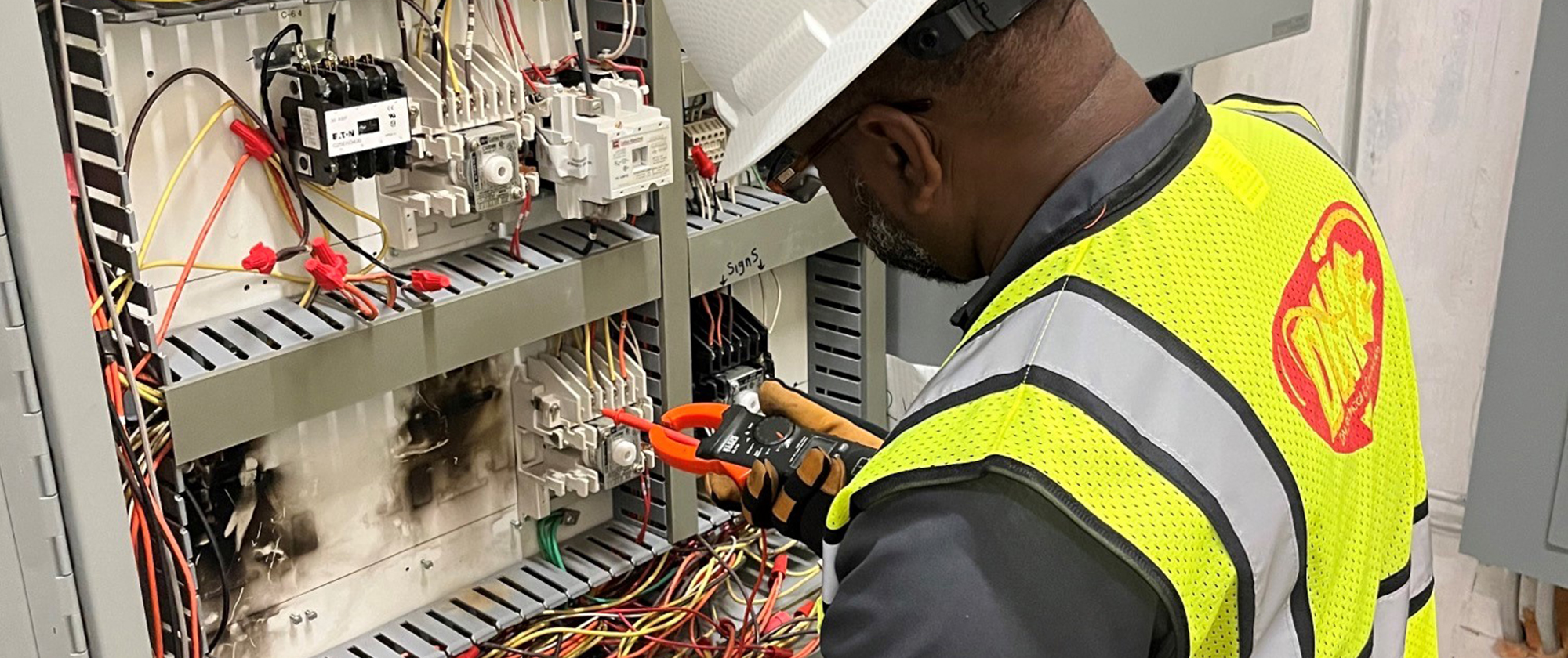 DM ELECTRICAL AND CONSTRUCTION LLC cover photo