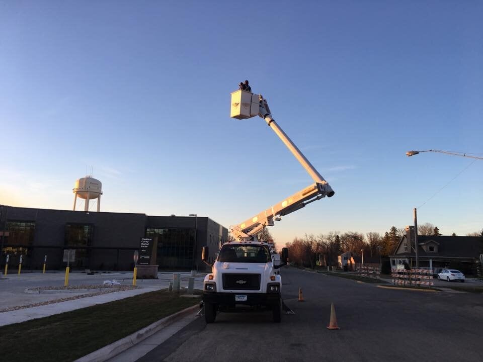 MARKS ELECTRIC OF PIPESTONE INC cover photo