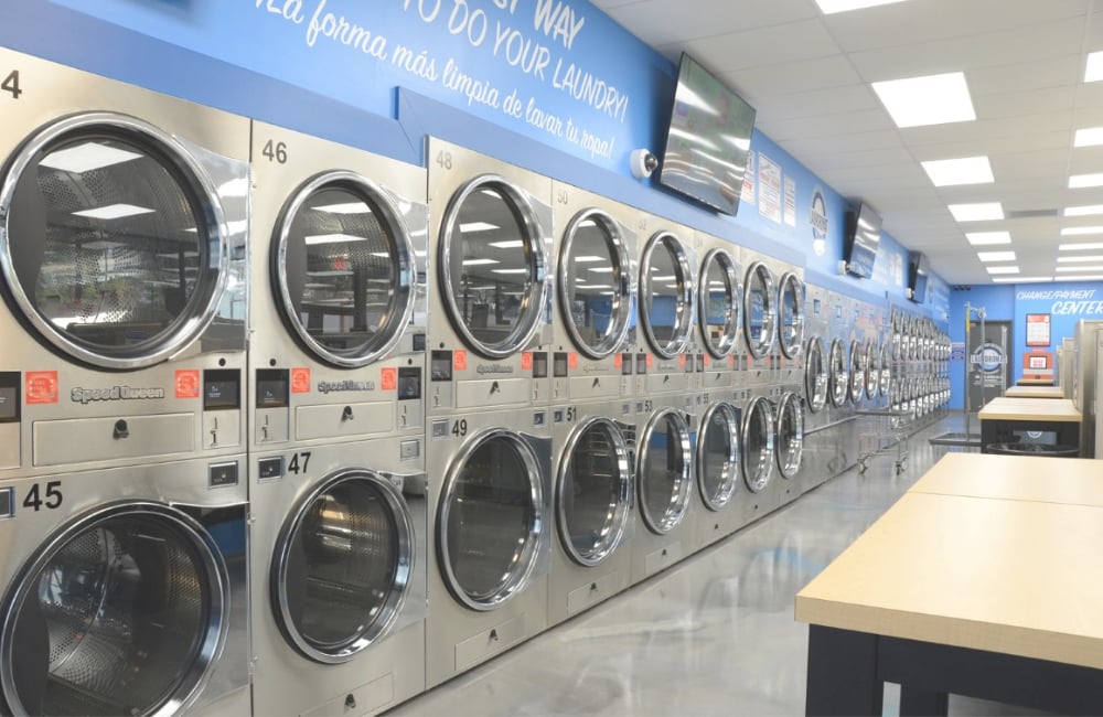 Loads of Clothes Delivery cover photo