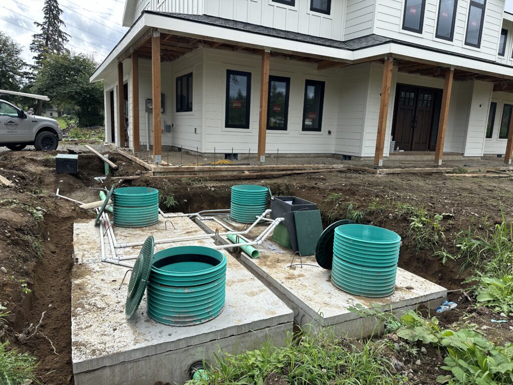 MODERN SEPTIC & PLUMBING cover photo