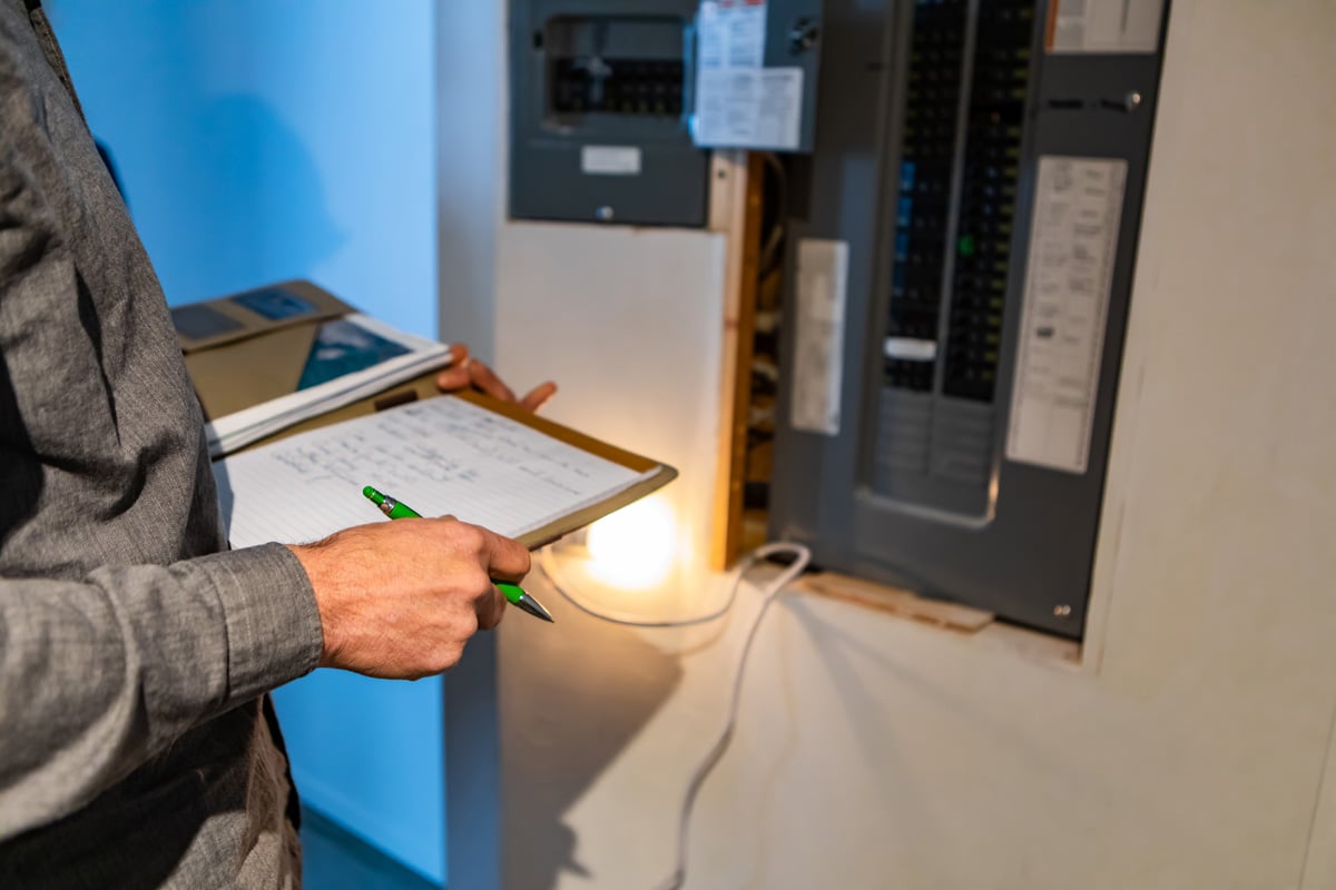 Hop2It Electrical Repair cover photo
