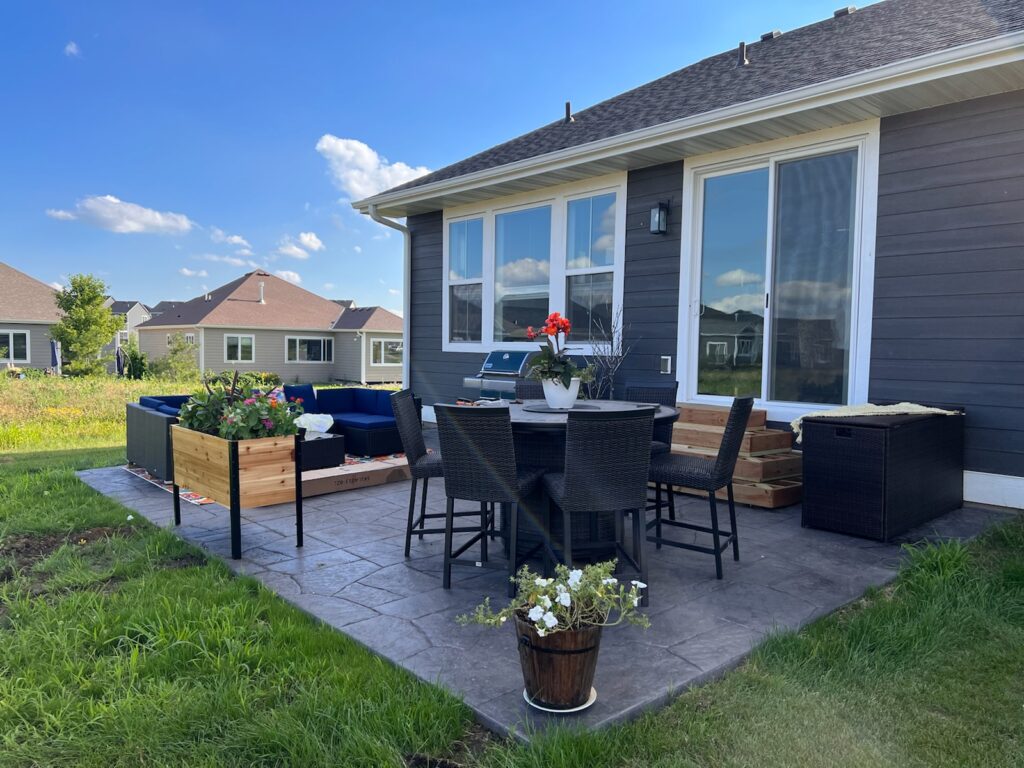 L&L BUILDERS LLC cover photo
