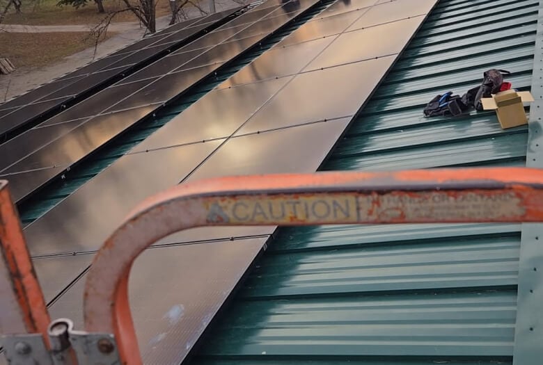 DELLS ELECTRIC INC cover photo