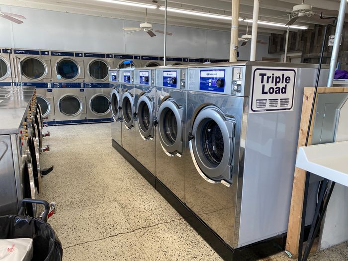 Becca's Wash House cover photo
