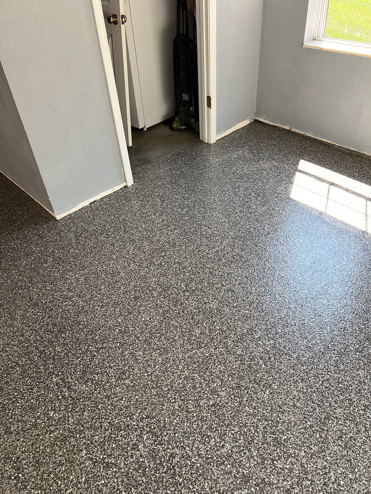 Midwest Concrete Floor Coatings work photo