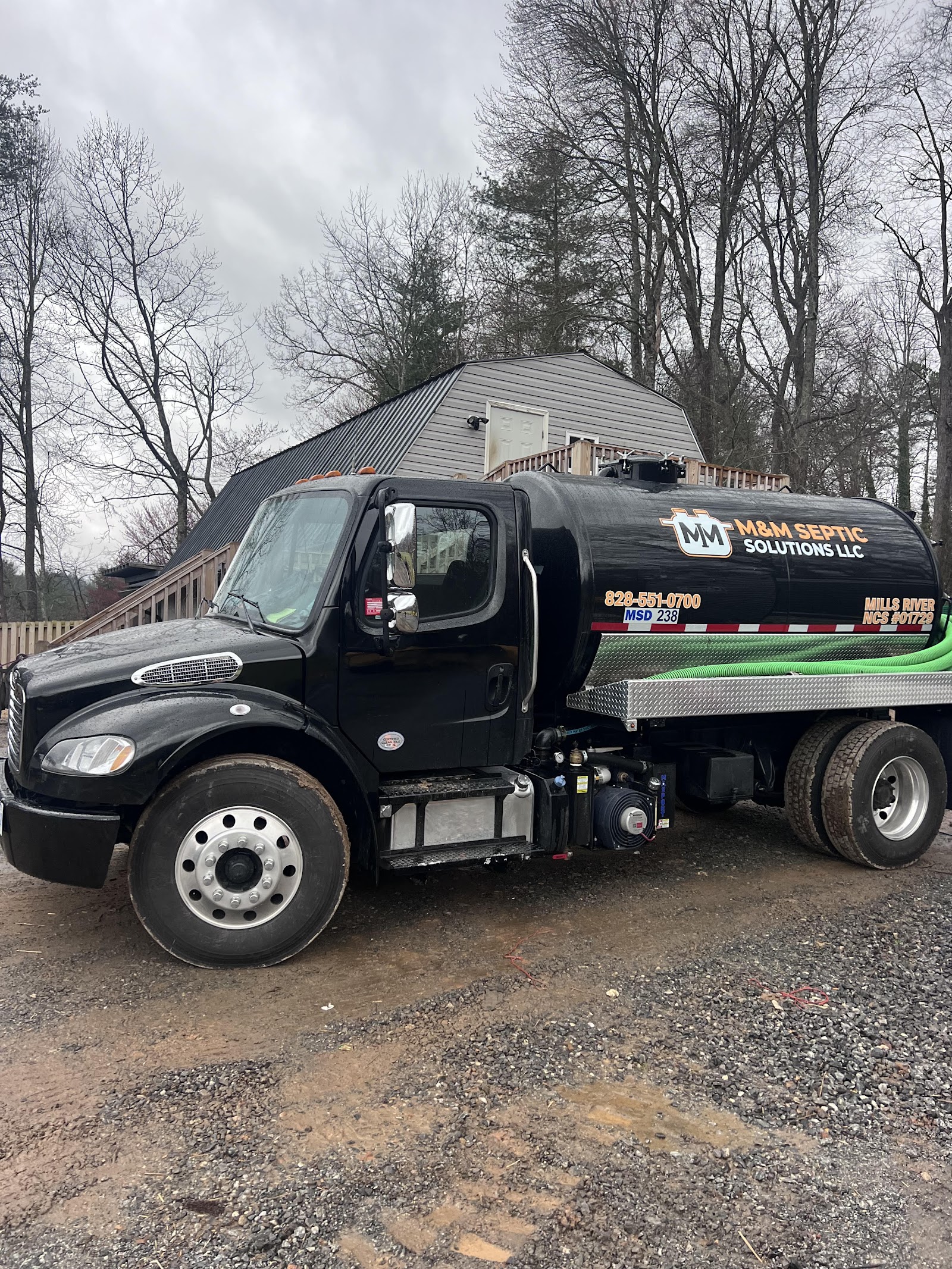 M&M Septic Solutions cover photo