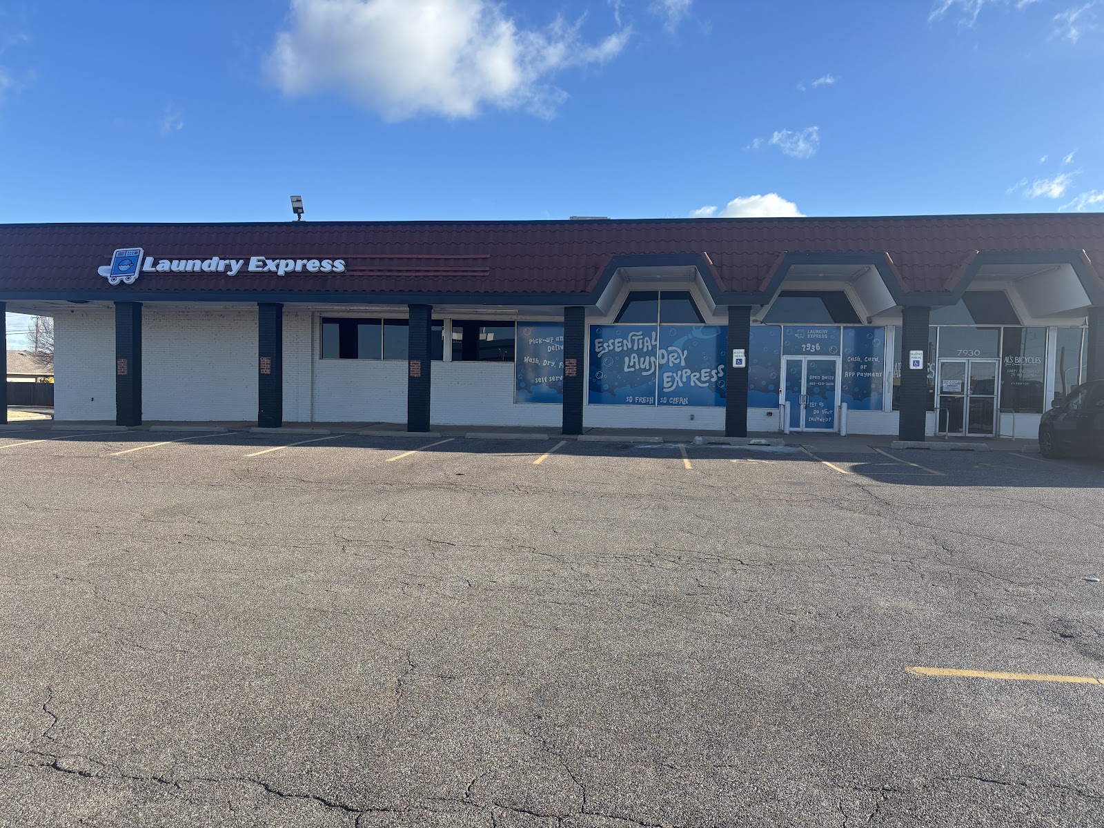 Essential Laundry Express cover photo