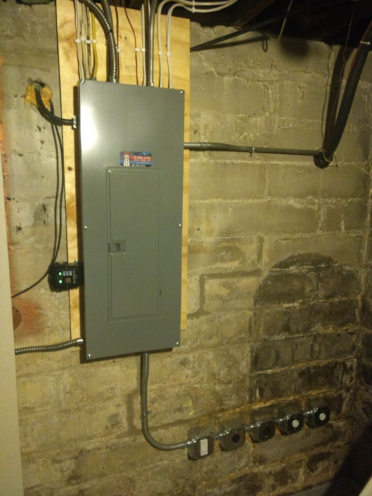 DIBAS ELECTRIC LLC work photo