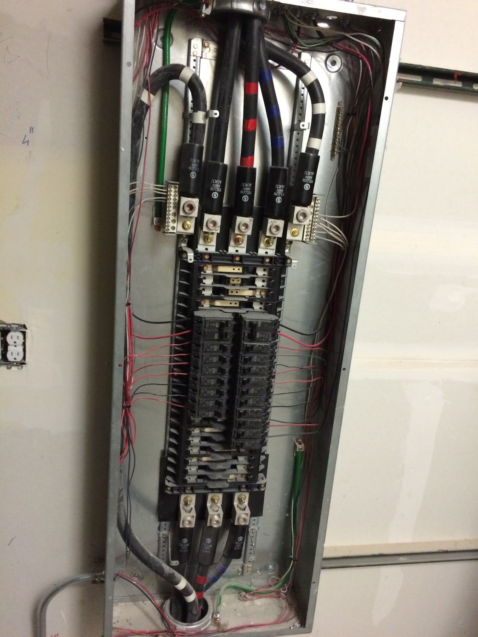 Feniks Electric Inc cover photo