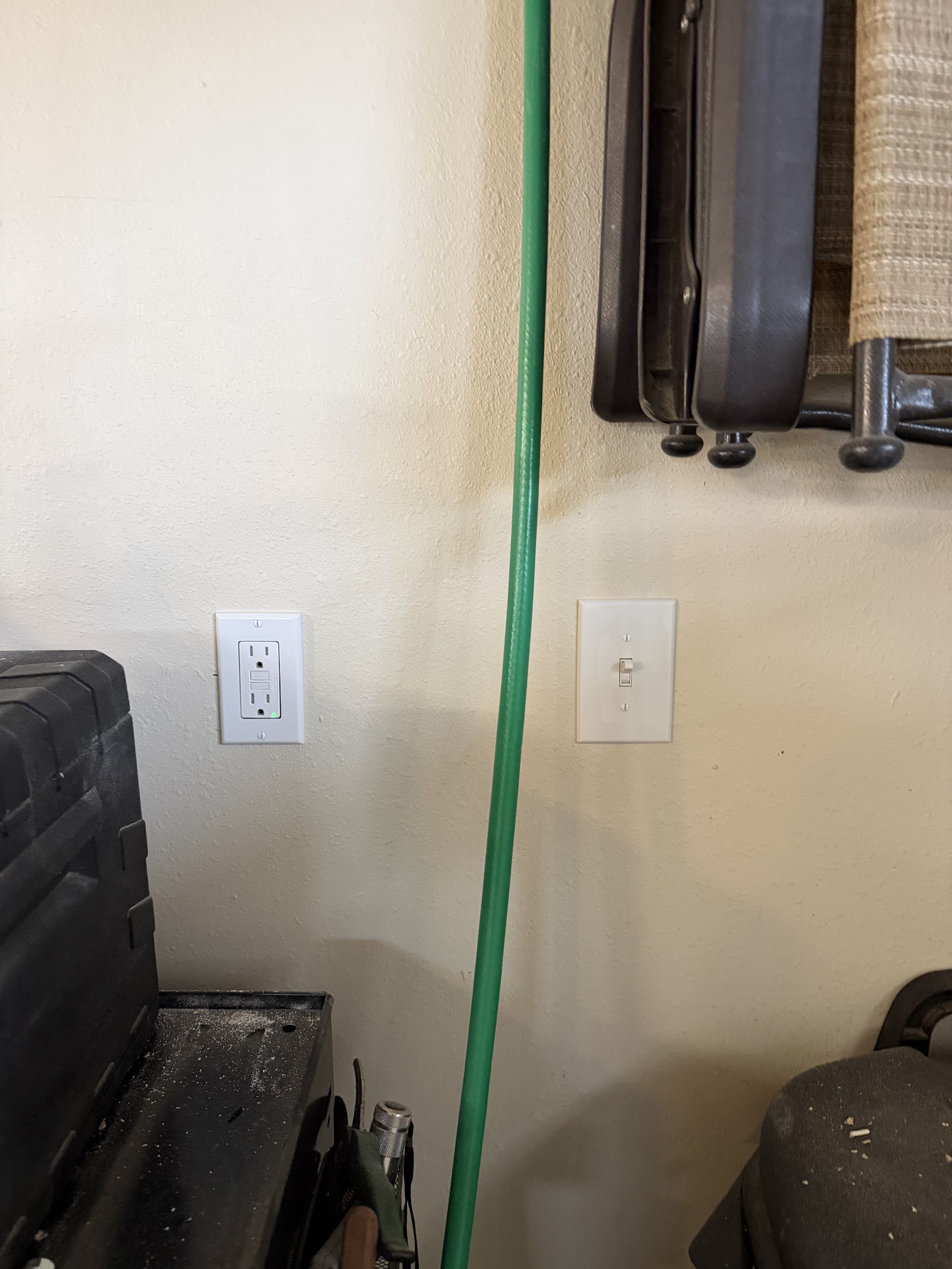 DW Electrical Service LLC cover photo