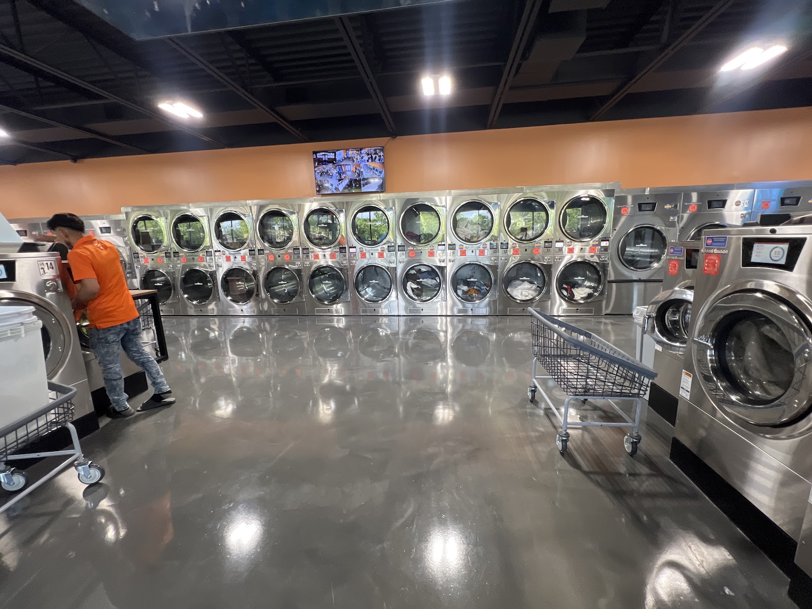 bluespring laundry work photo