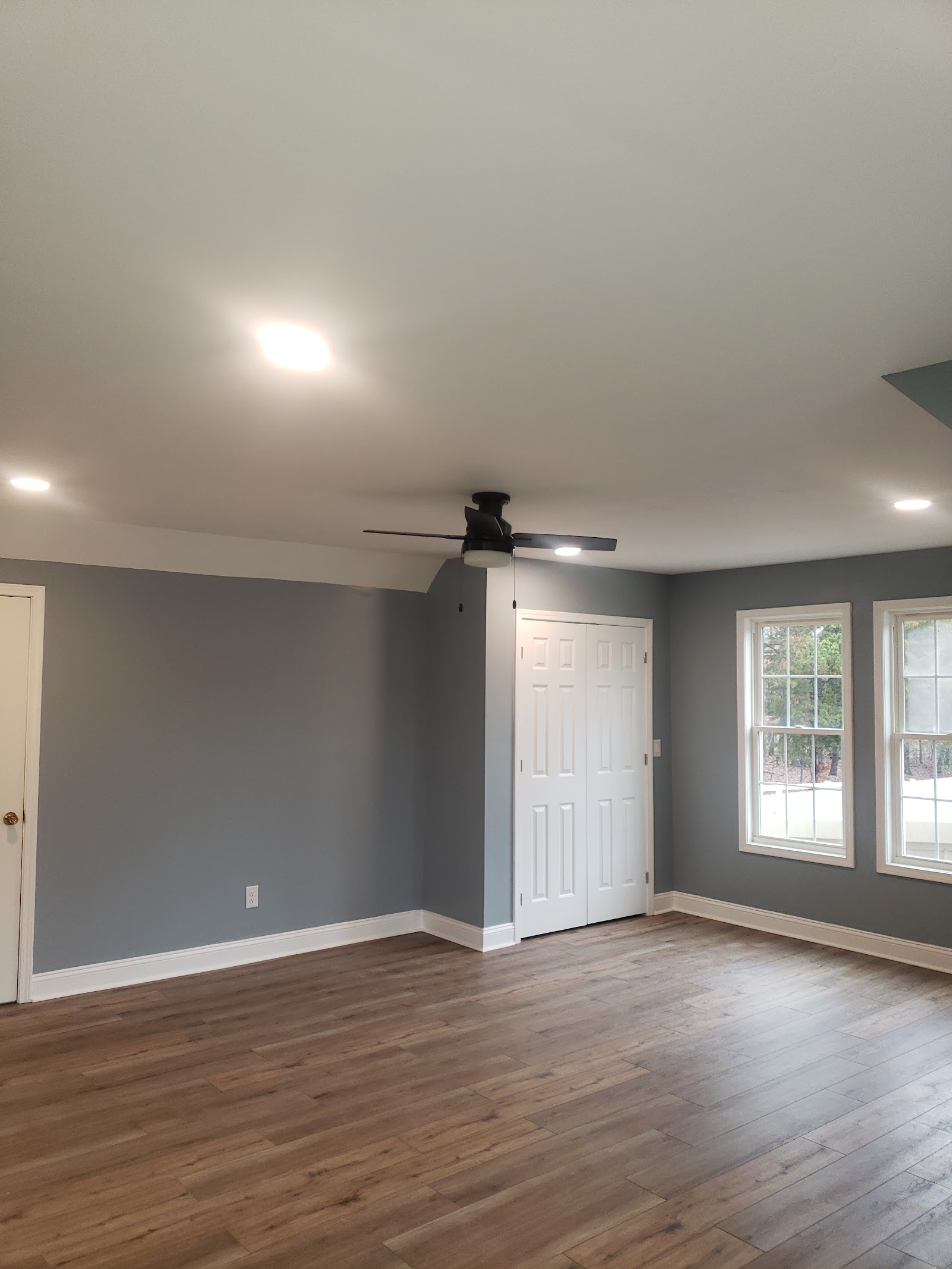 Lux Electrical Services LLC cover photo