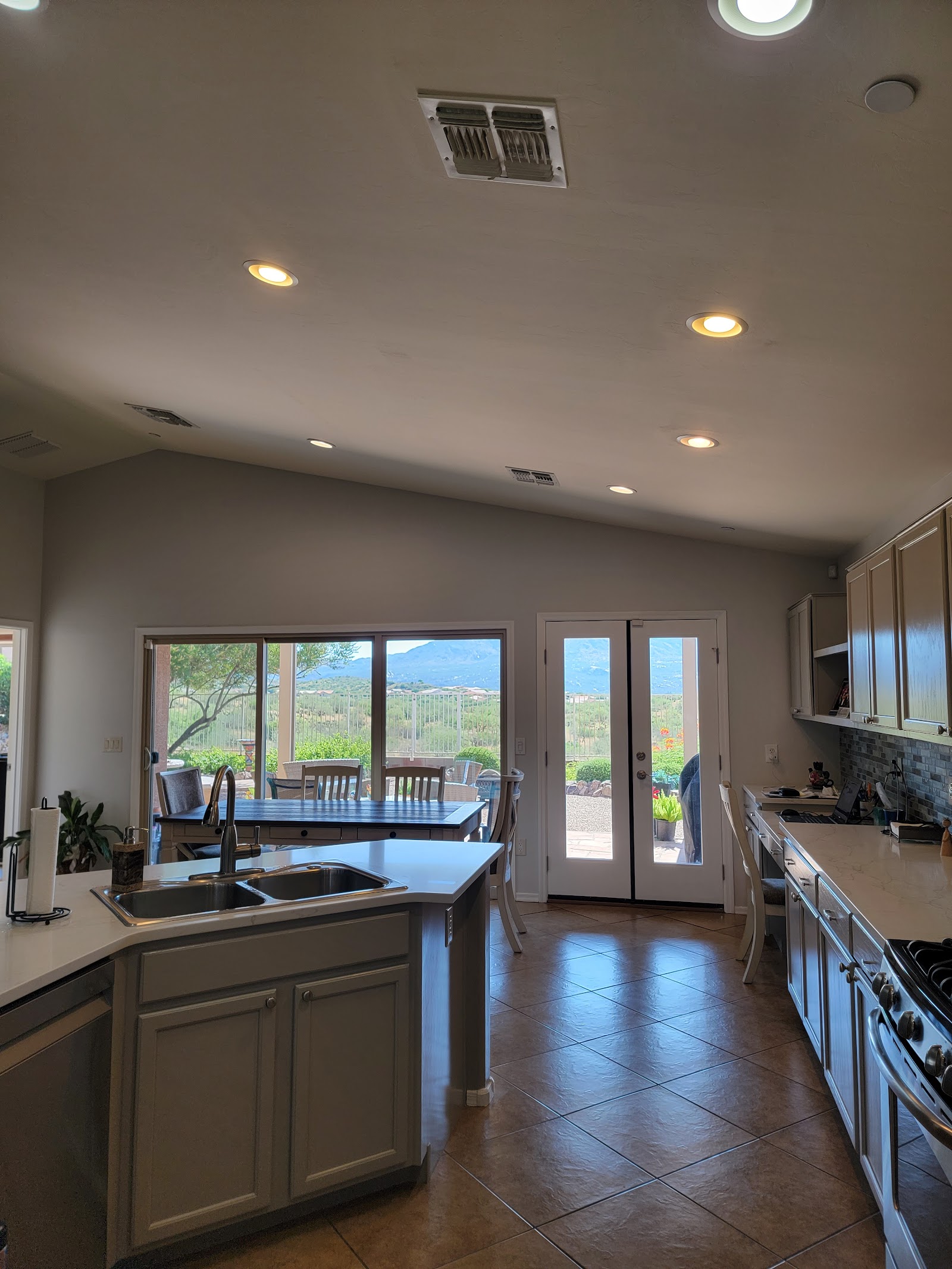 Arizona Construction & Restoration cover photo