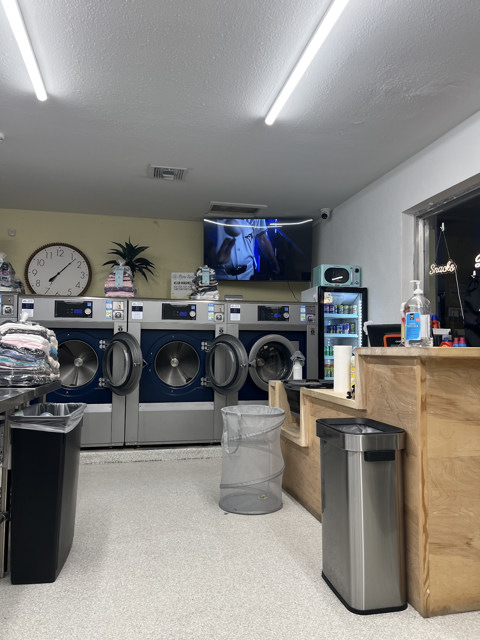 Pure Spin Laundry work photo