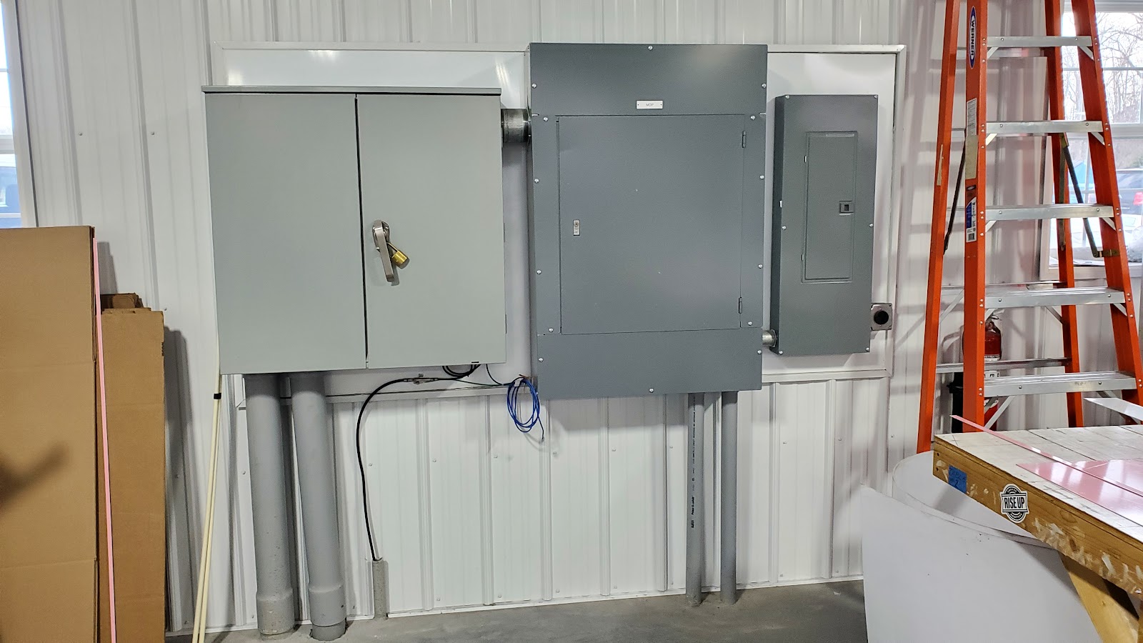 ARNOLD ELECTRIC LLC work photo