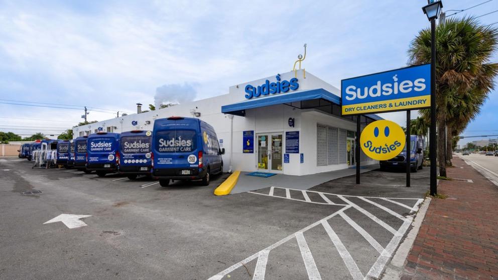 Sudsies Dry Cleaners North Miami cover photo
