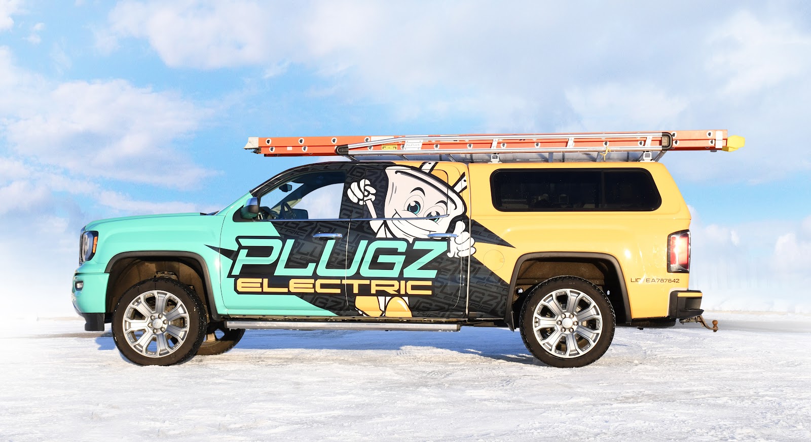 PLUGZ ELECTRIC CO cover photo