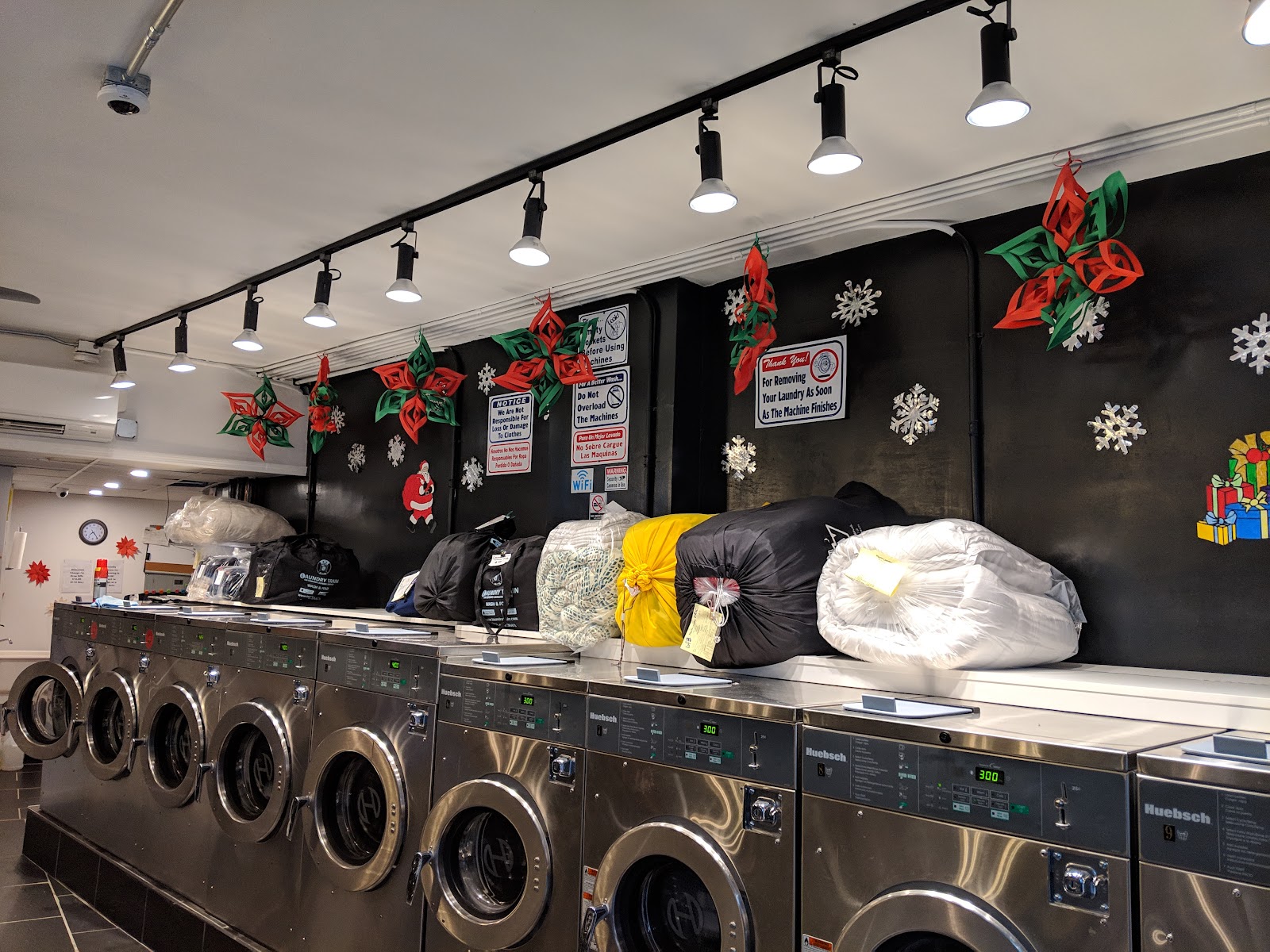 Laundry Train - On Demand Laundry Service cover photo
