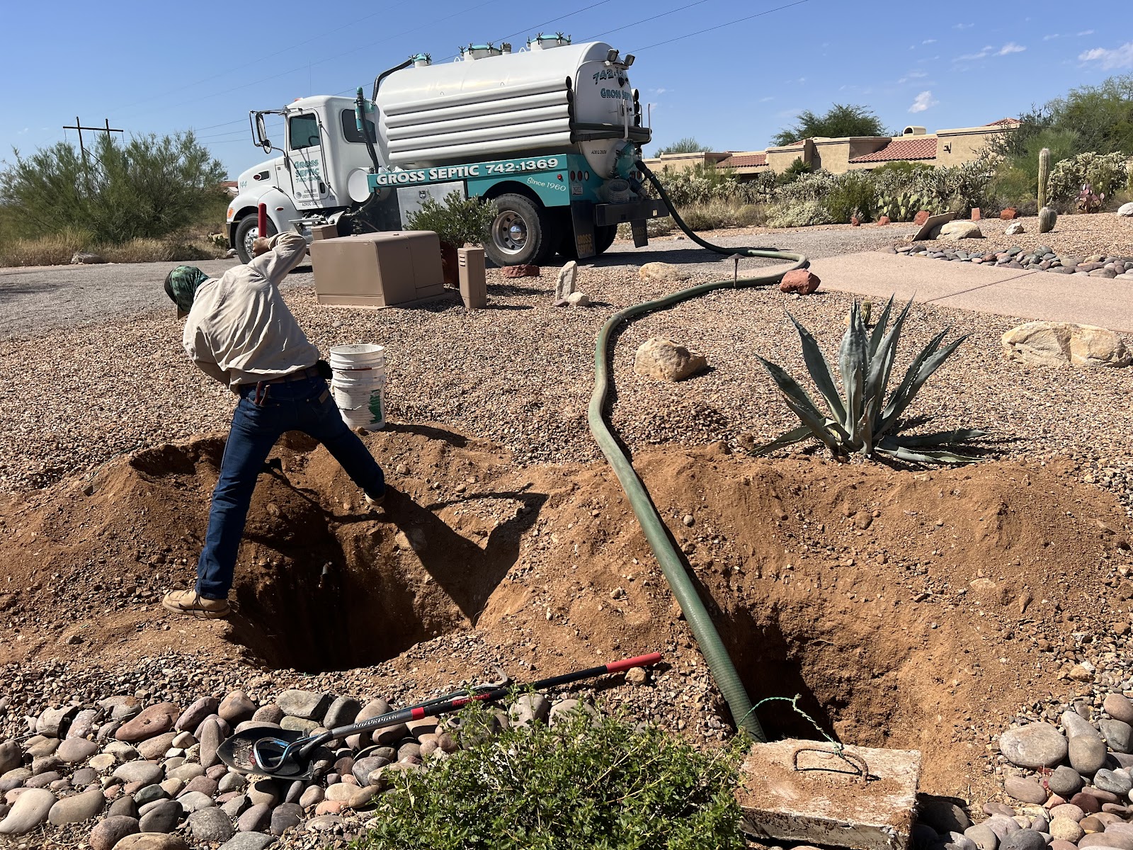 Gross Septic Pumping cover photo