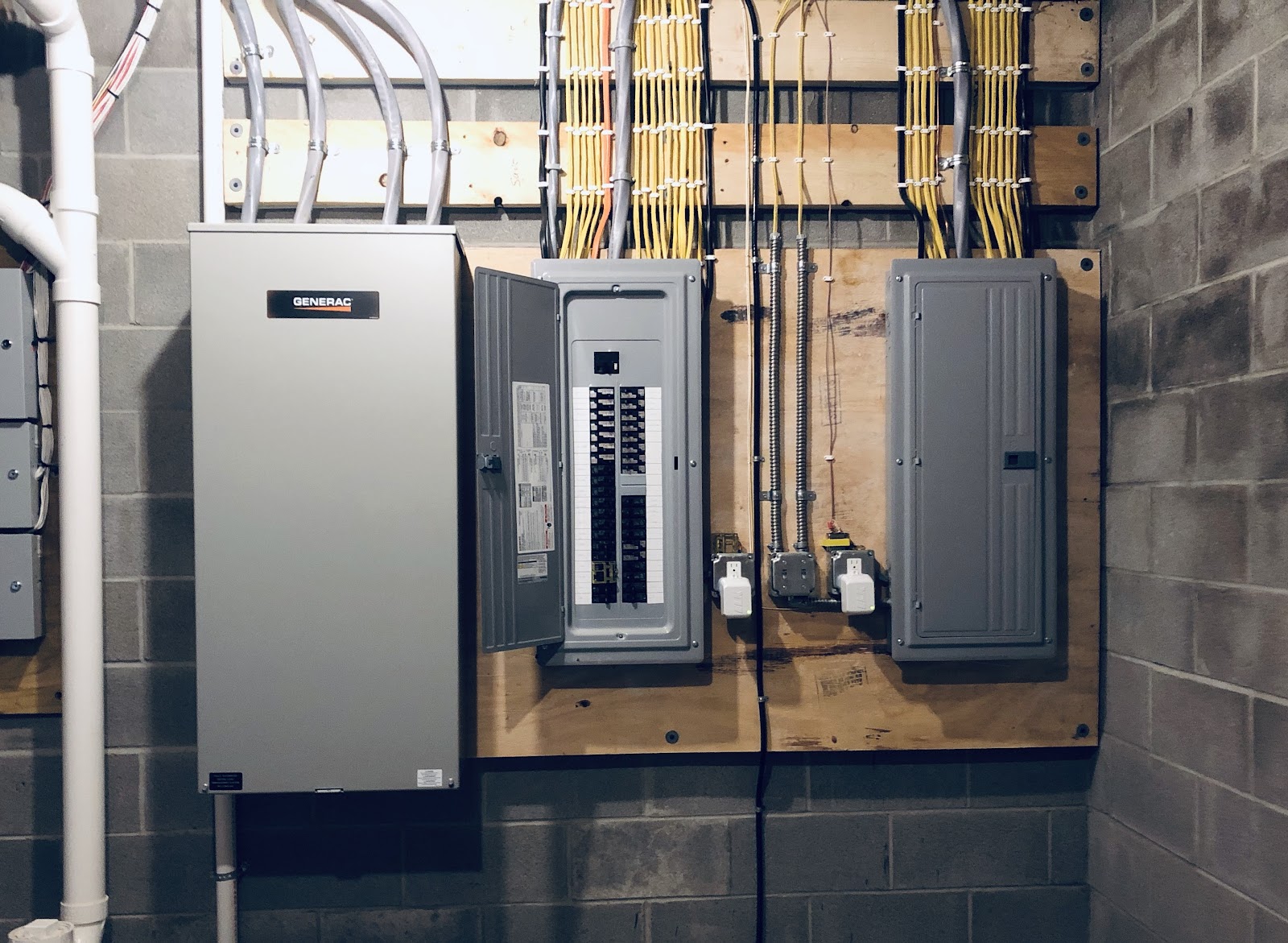 U.S. Electric Contractors cover photo