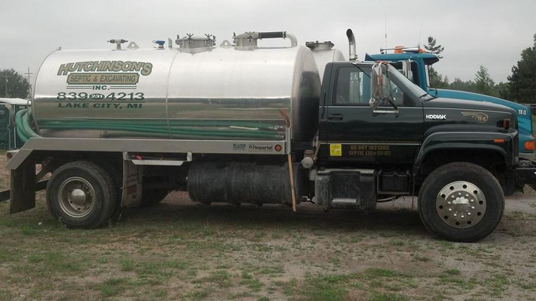 Hutchinson's Septic And Excavating Inc cover photo