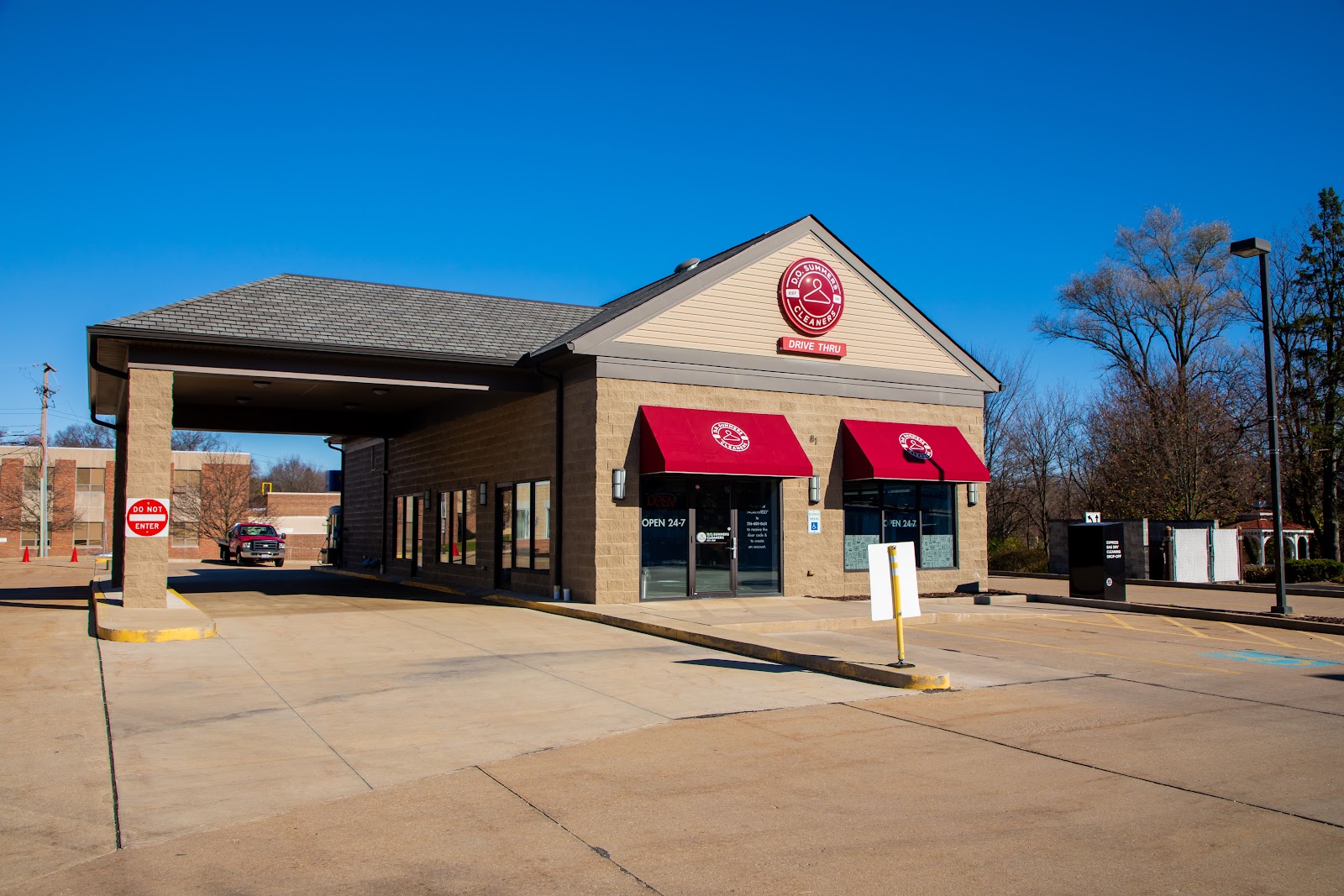 D.O. Summers Cleaners & Laundry - Northfield work photo