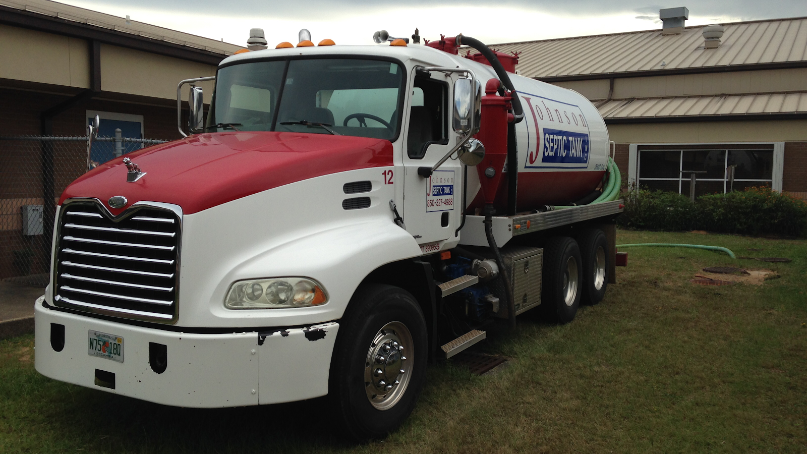 Johnson Septic Inc. cover photo