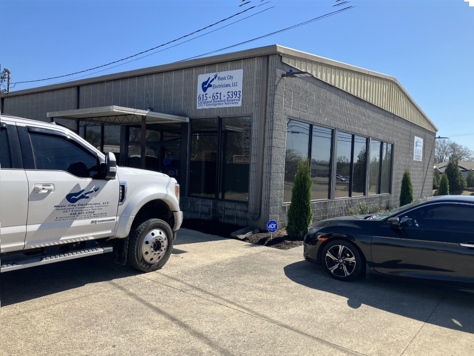 Music City Electricians, LLC cover photo