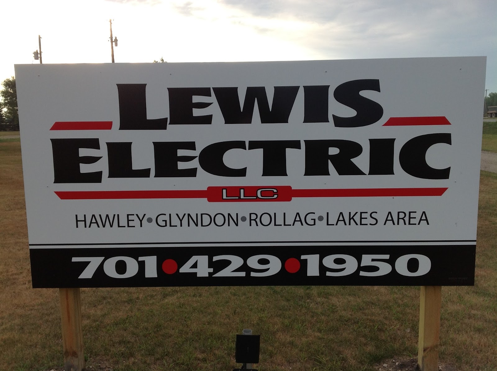 LEWIS ELECTRIC LLC cover photo