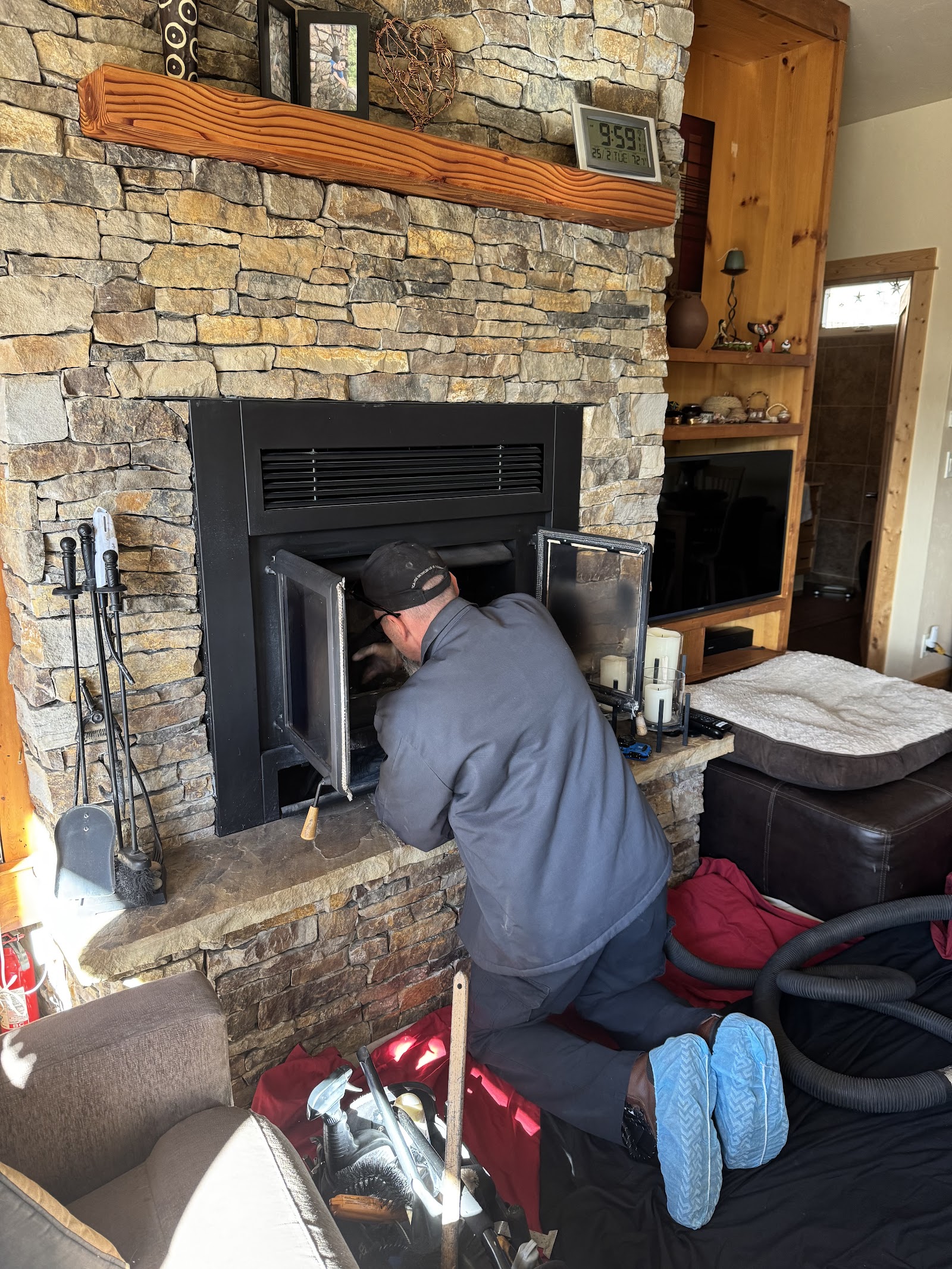 Mountain Man Fireplace & Chimney Inc cover photo