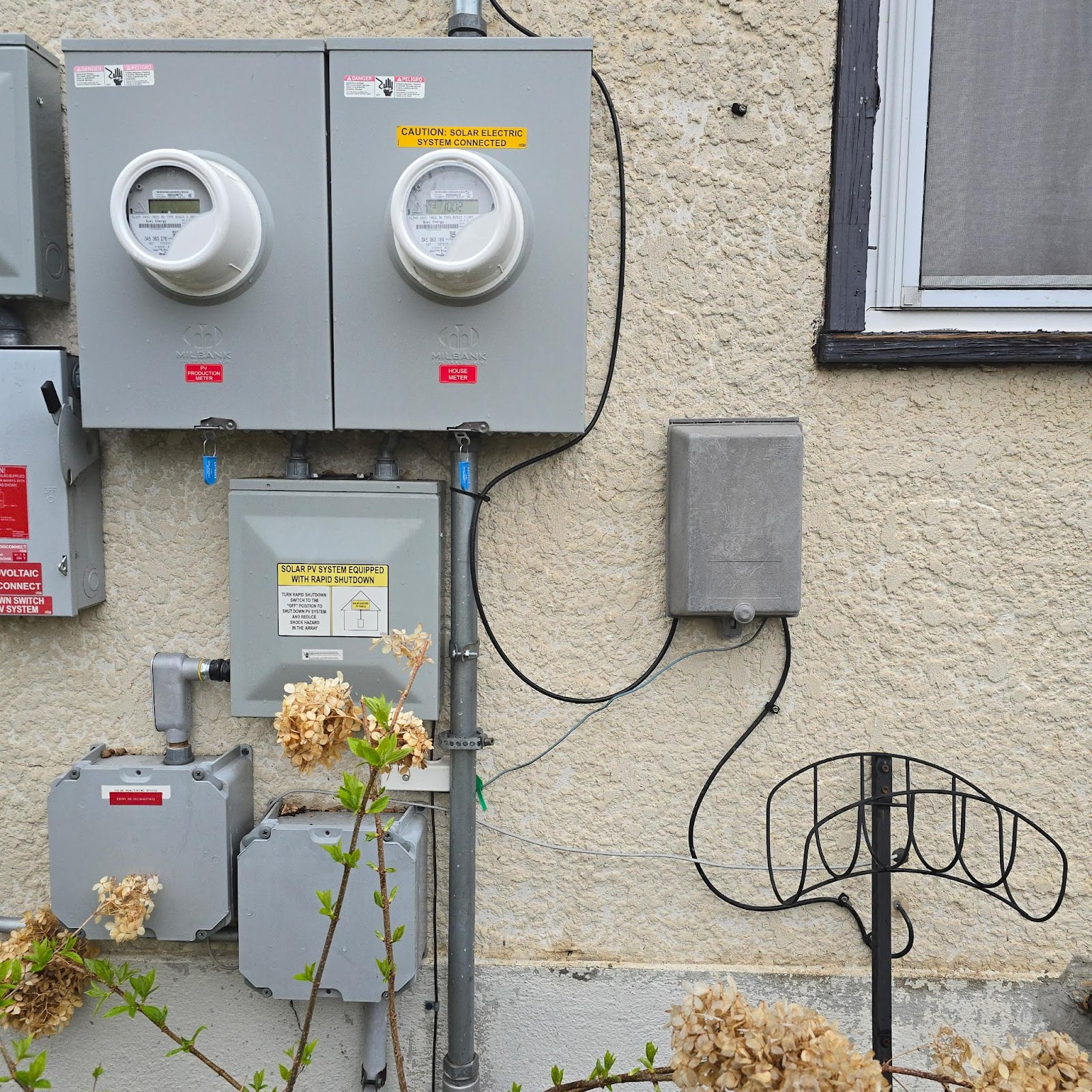 University Electric Inc cover photo