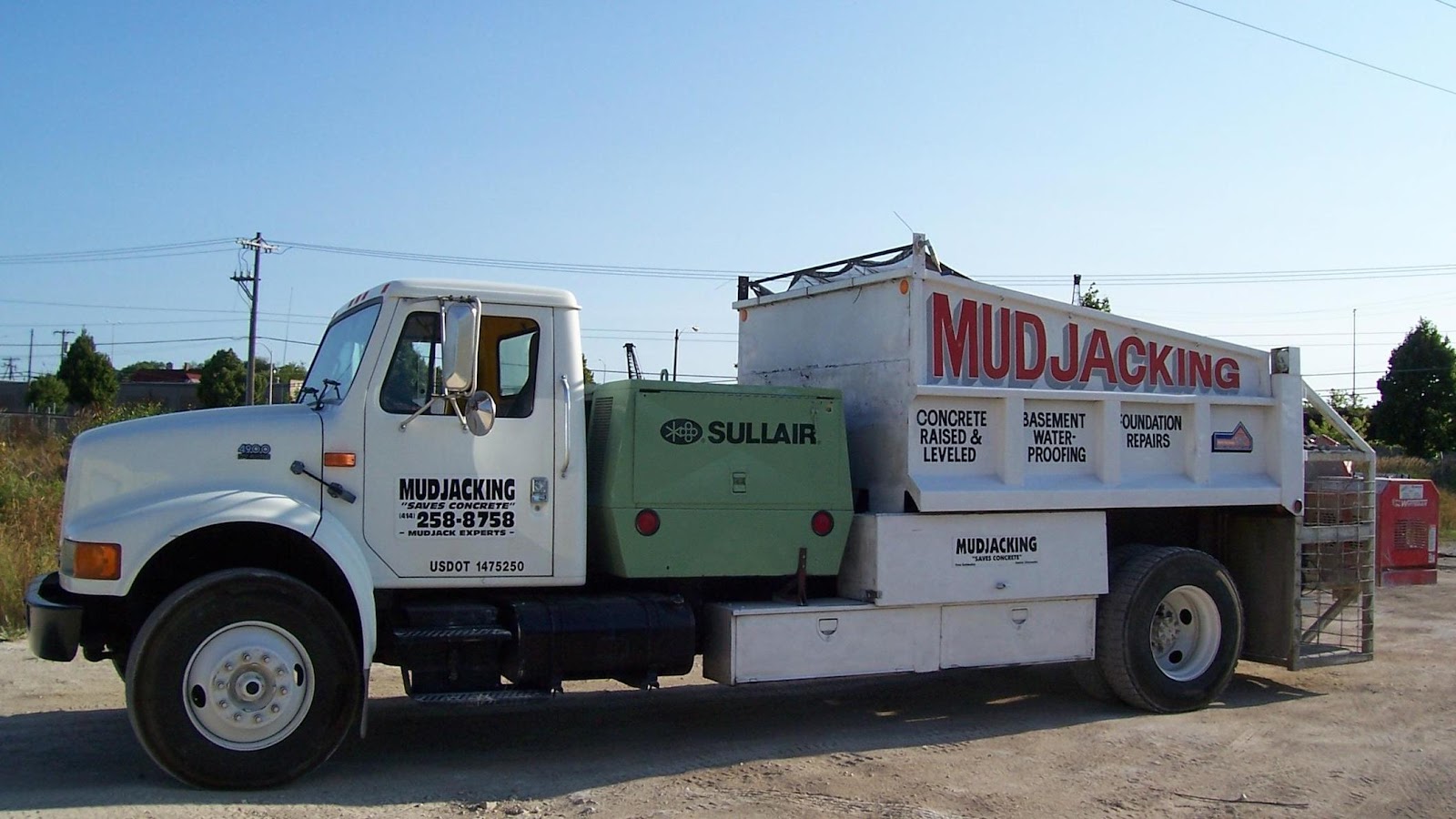 Mudjack Experts work photo