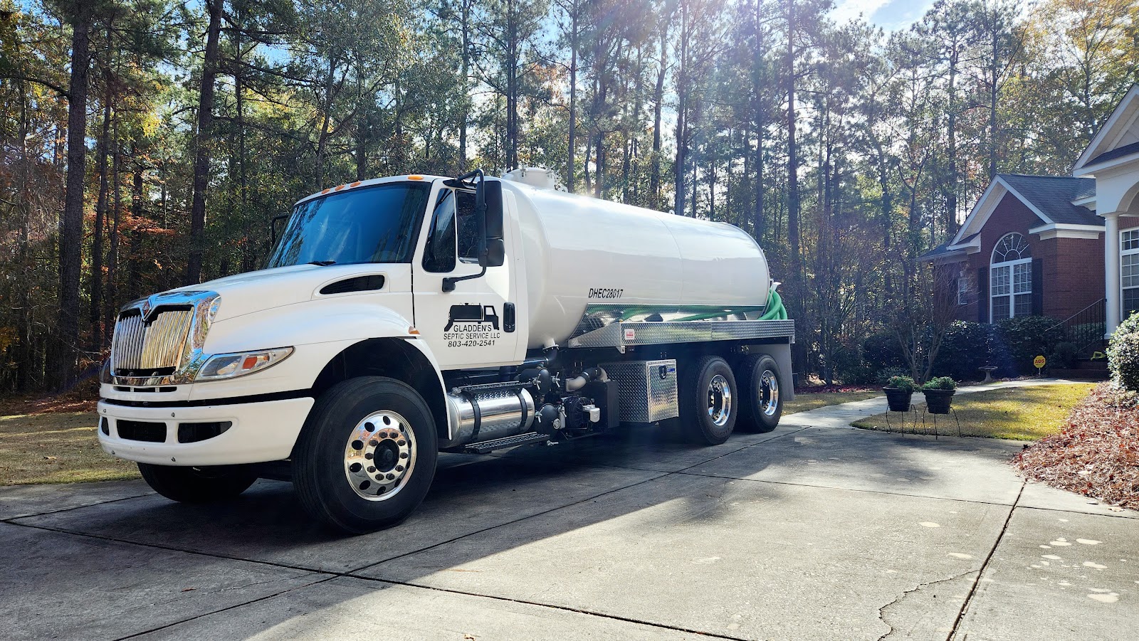 Superior Vac & Septic LLC cover photo