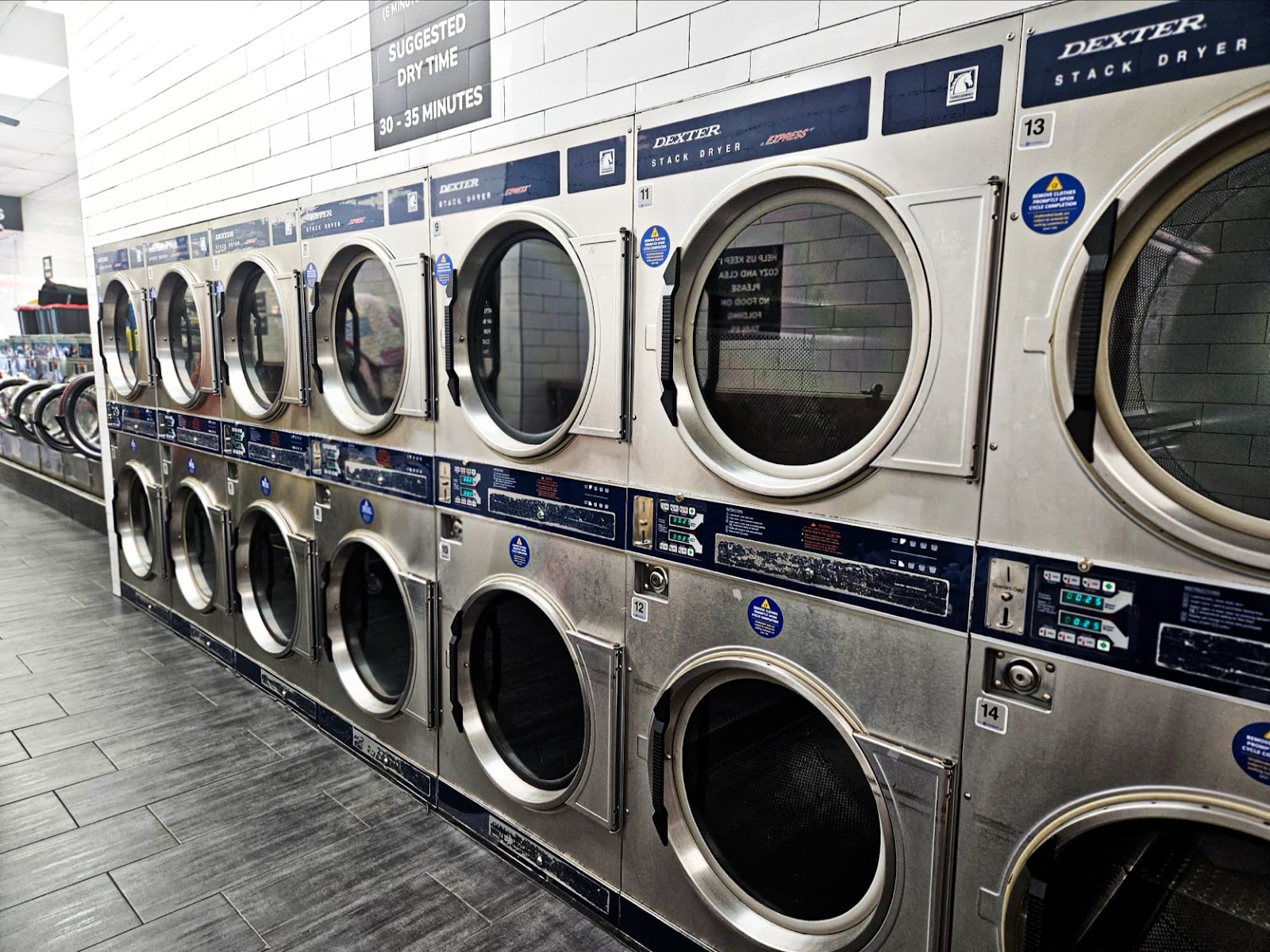 Brooklyn Wash N Fold Corp cover photo