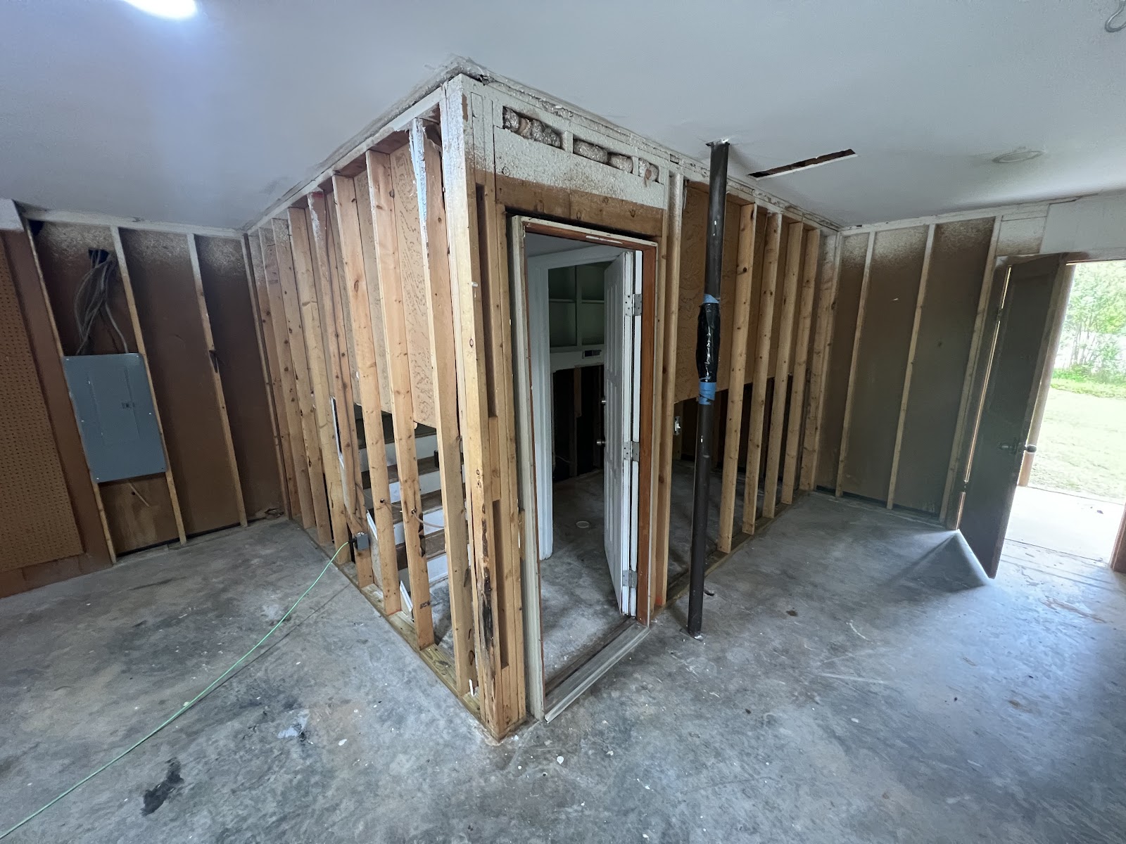Environmental Mold Solutions LLC cover photo