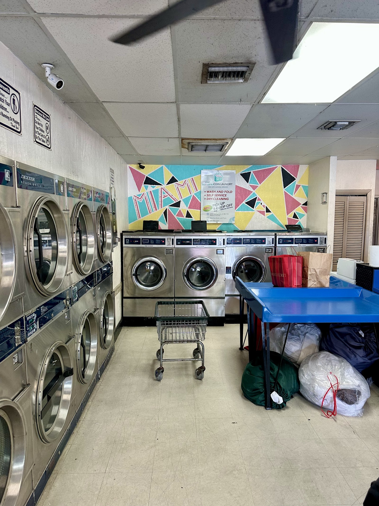 Miami Wash and Fold Coin Laundry work photo
