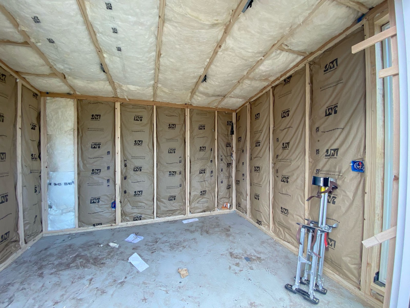 Level Up Insulation CO work photo
