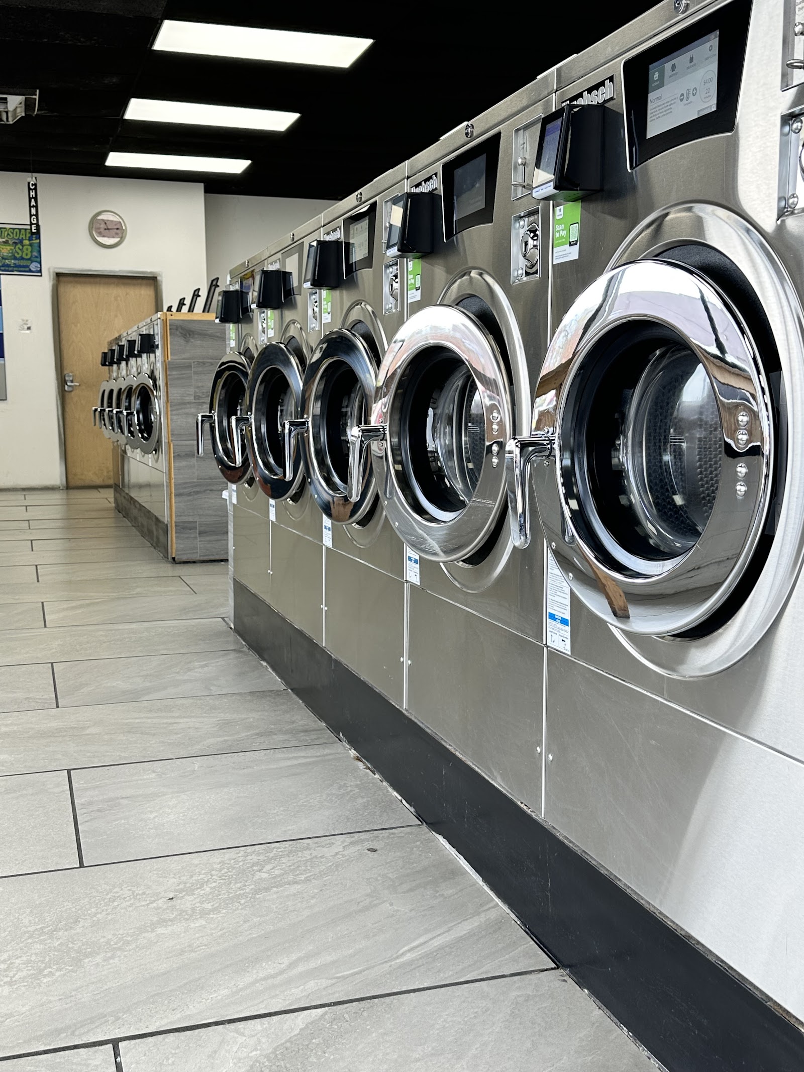 Big Wash Laundromat West Valley work photo