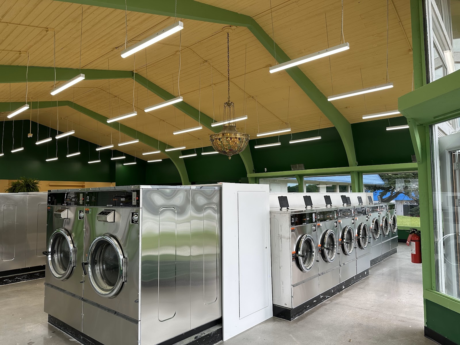 Overland Park Laundry cover photo