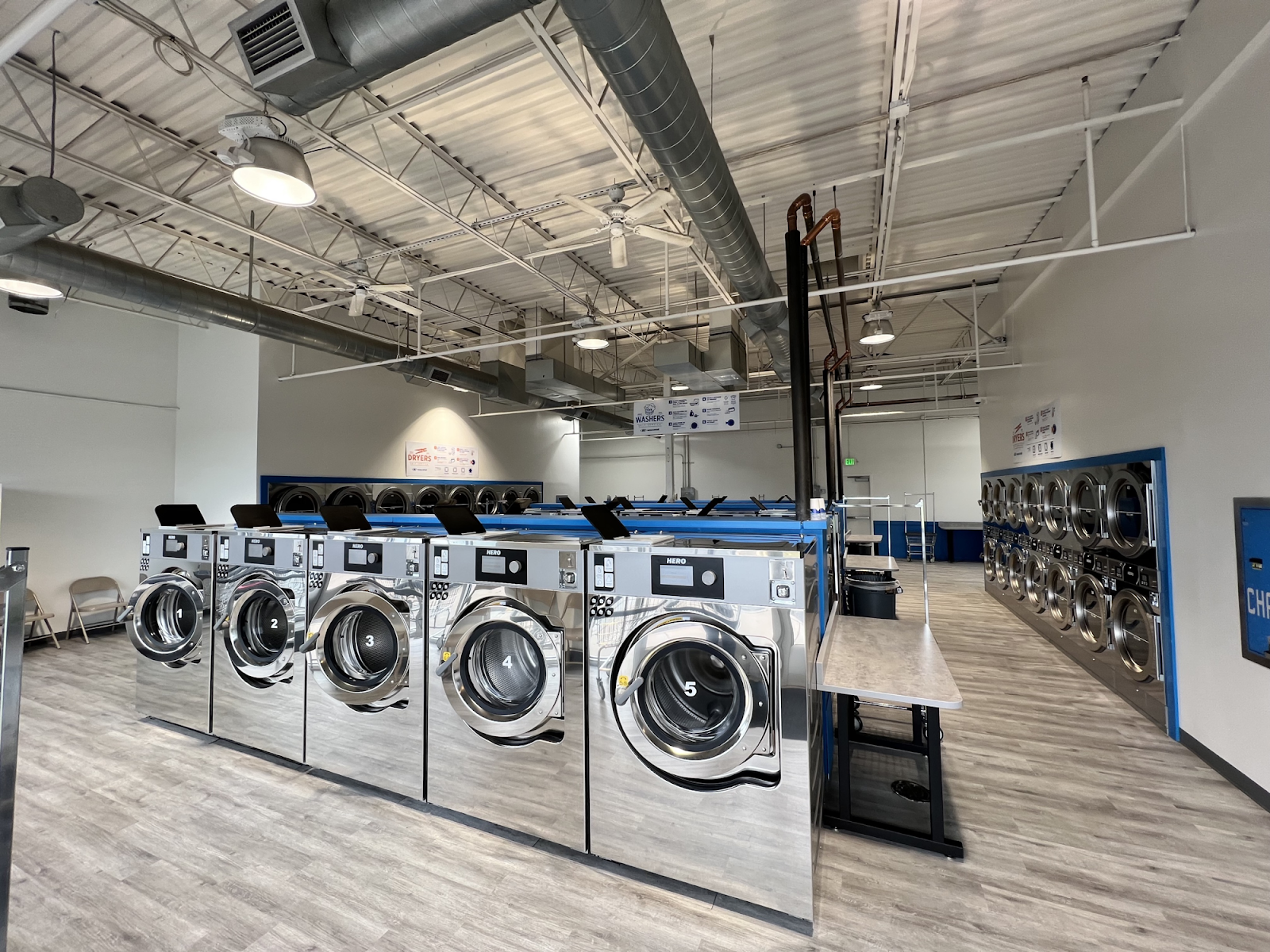 Sandy Creek Laundromat and Wash Dry Fold work photo
