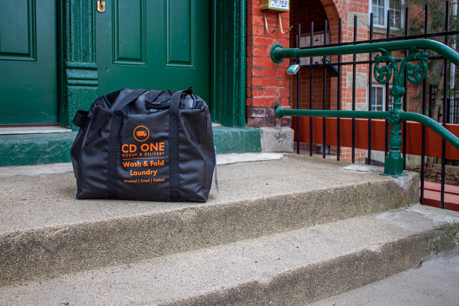 CD One Dry Clean Delivery (Minneapolis) cover photo