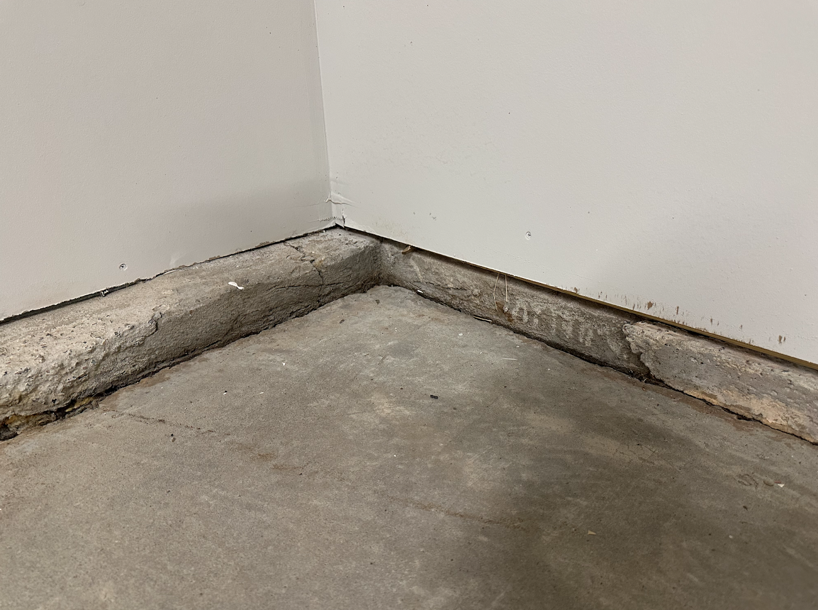 queen foundation repair work photo