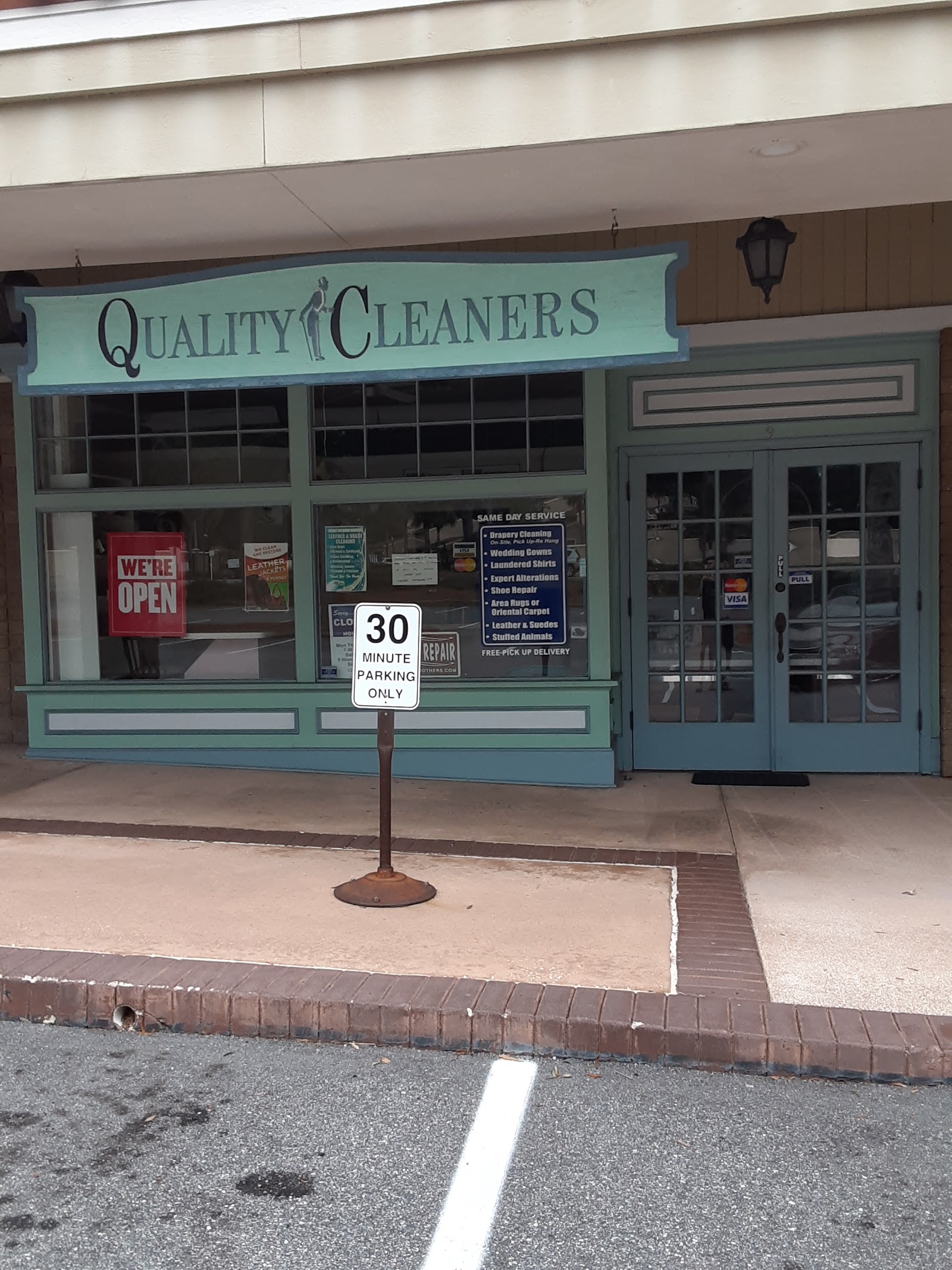 Quality Cleaners work photo